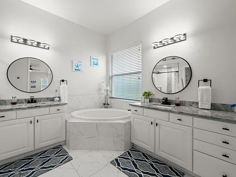 13600 Troia Dr — Photo 16