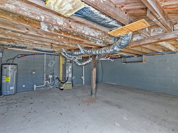 2nd image of 3207 Deaton St #3217