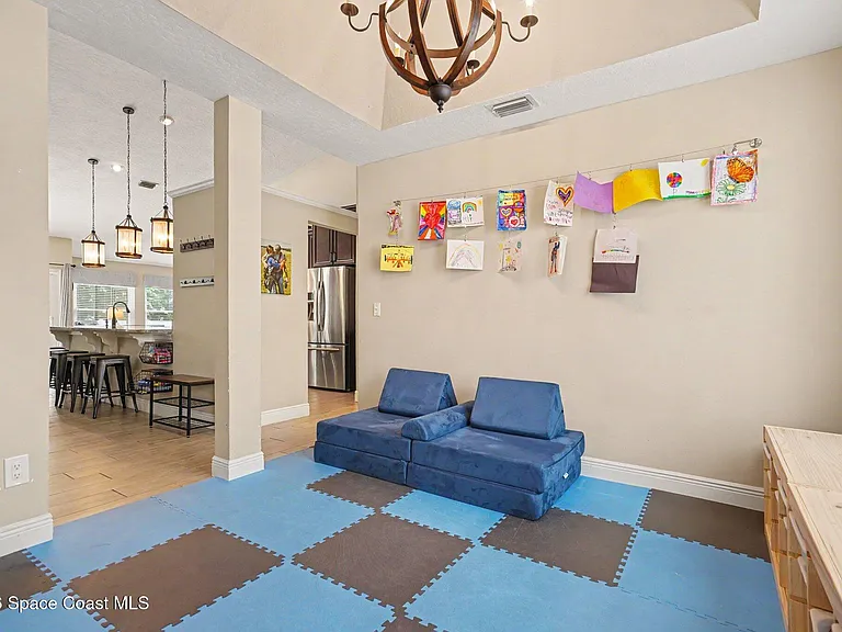 2765 Summer Brook St — Photo 12