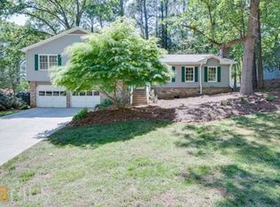 1551 Bentwood Dr, Lilburn, GA 30047