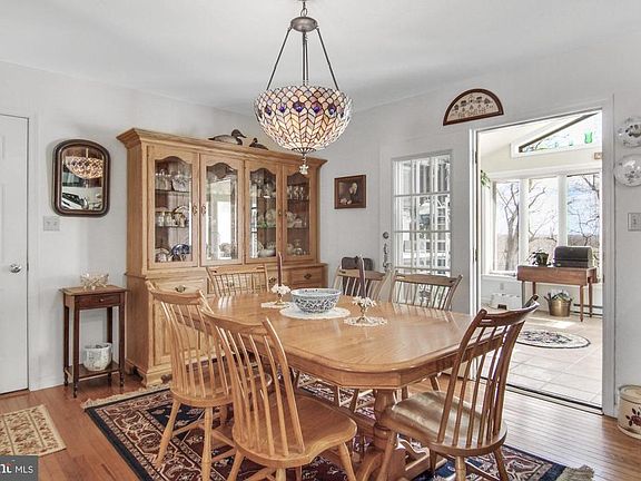 5th image of 47 Stonewyck Hill Rd