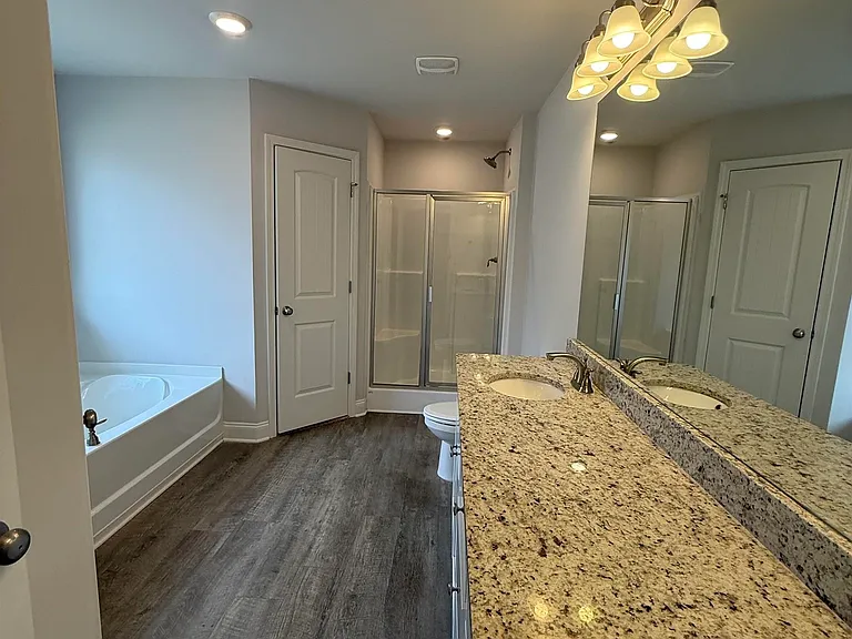 414 Harless Ln — Photo 9