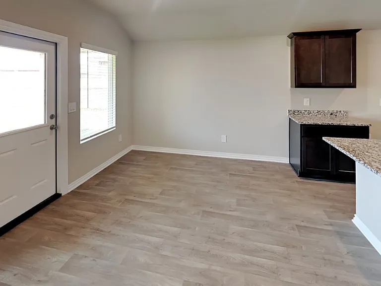 4301 Moonlight Rd — Photo 7