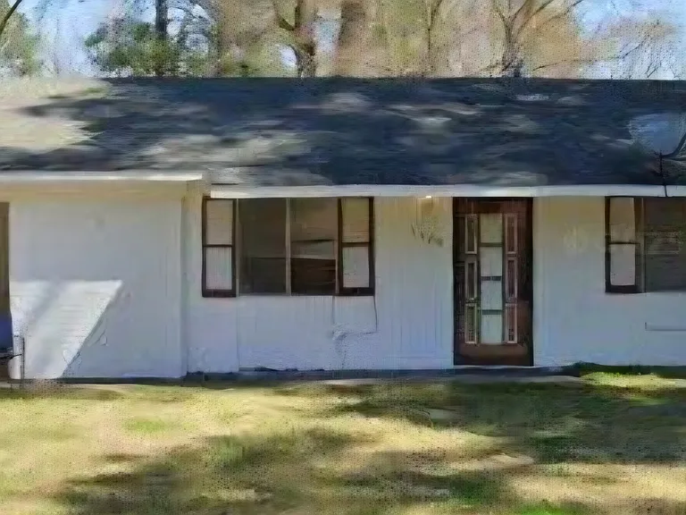 FRONT FACADE