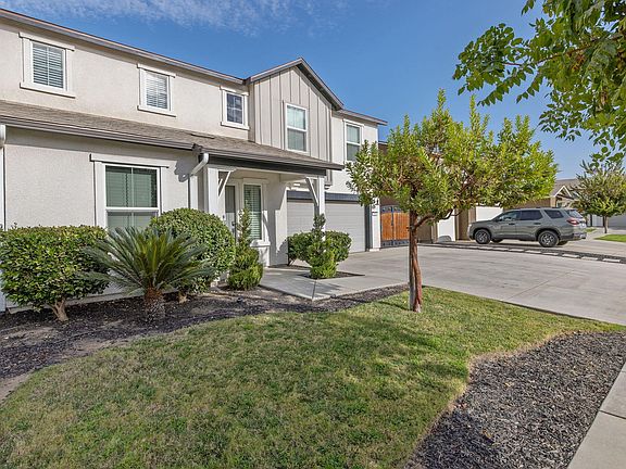 3rd image of 3314 N Garden Street