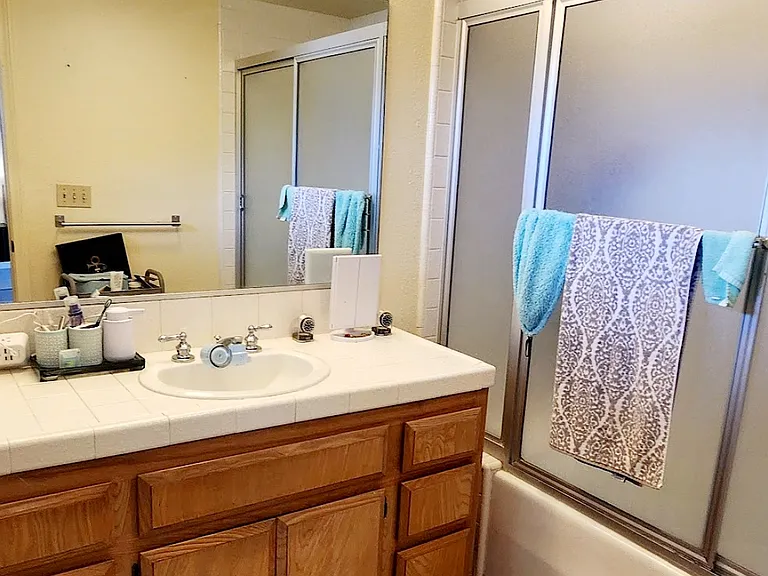 830 N Juanita Ave #4 — Photo 22