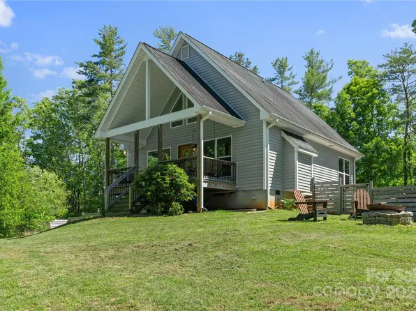 15 Darley Trl, Weaverville, NC 28787