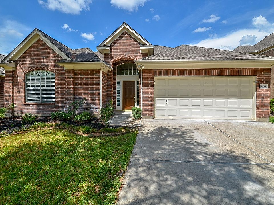1st image of 5711 Overton Park Dr