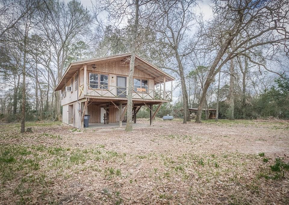 1st image of 22284 E Knox Dr