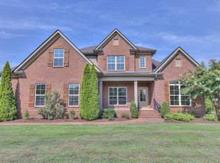 2105 Sugar Mill Dr, Nolensville, TN 37135
