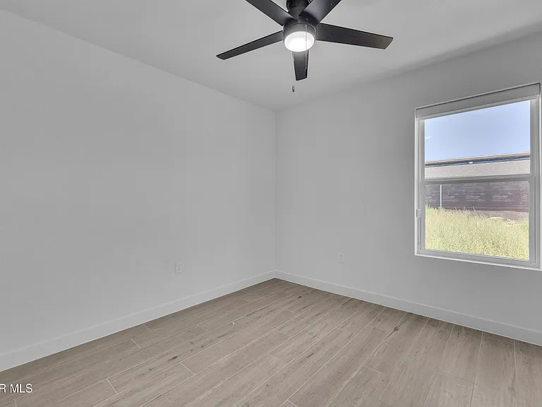 5981 Ruidoso Downs St — Photo 20