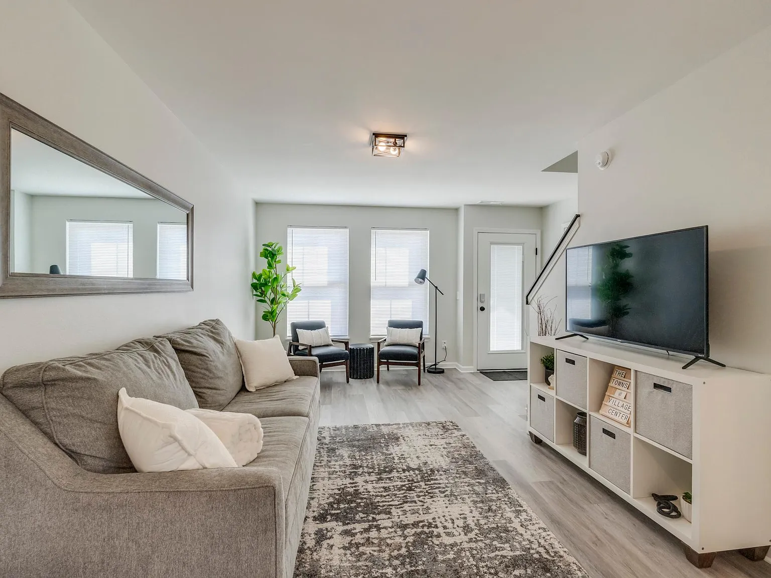 2 bed, 1.5 bath, 1080 sqft, $1,450 — Photo 4