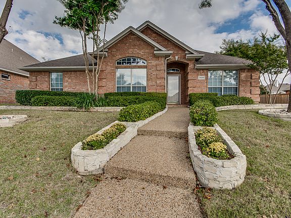 2nd image of 3520 Silverwood Dr