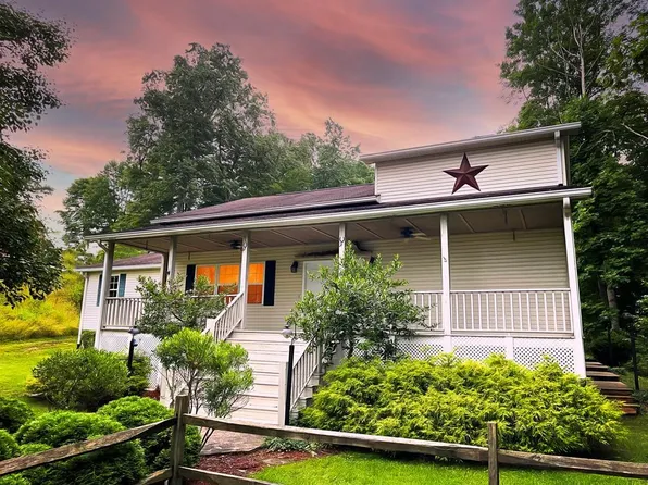 253 Shannontown Rd, Beckley, WV 25801