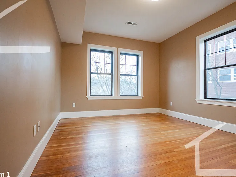 1592 Beacon St #3D — Photo 6