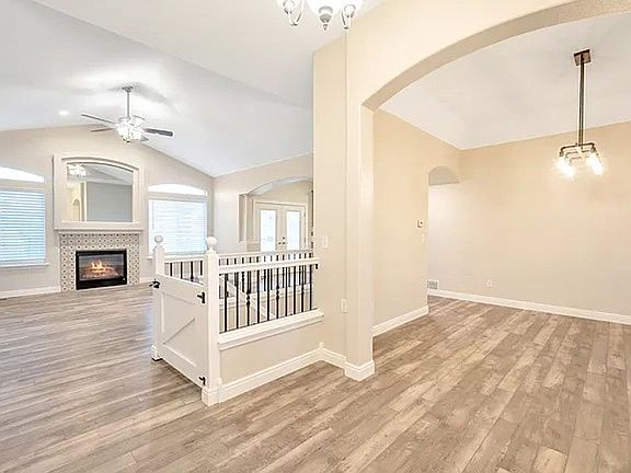 5th image of 2228 Red Maple Cir