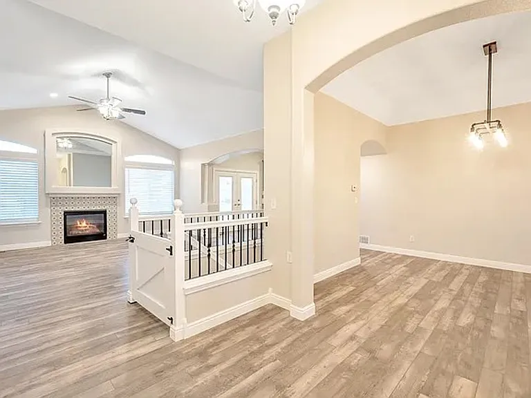 2228 Red Maple Cir — Photo 9