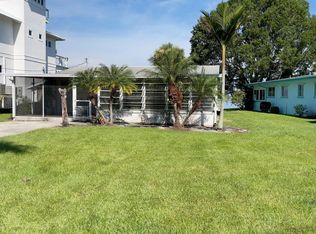 4563 E Riverside Dr, Fort Myers, FL 33905