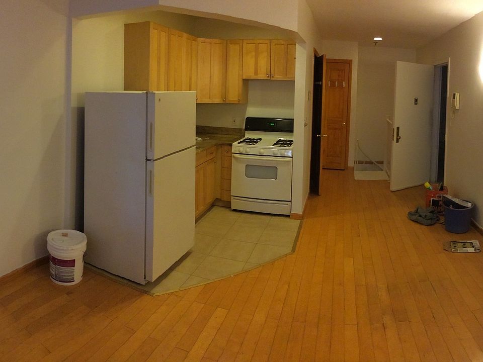 2nd image of 3078 30th St #1