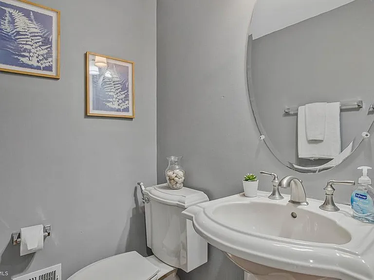 23435 Aster Way — Photo 15
