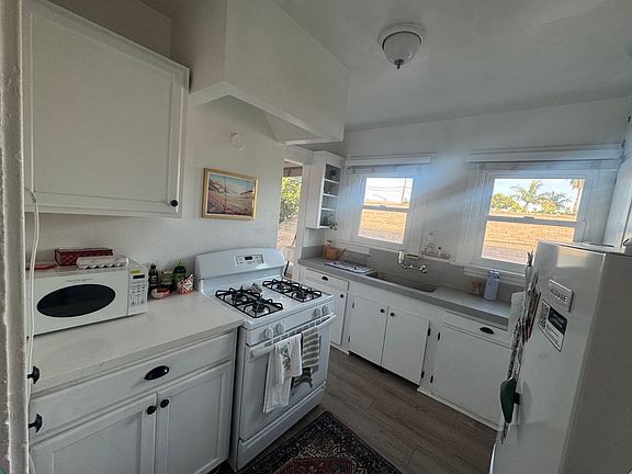 4th image of 1336 E Florida St #1336