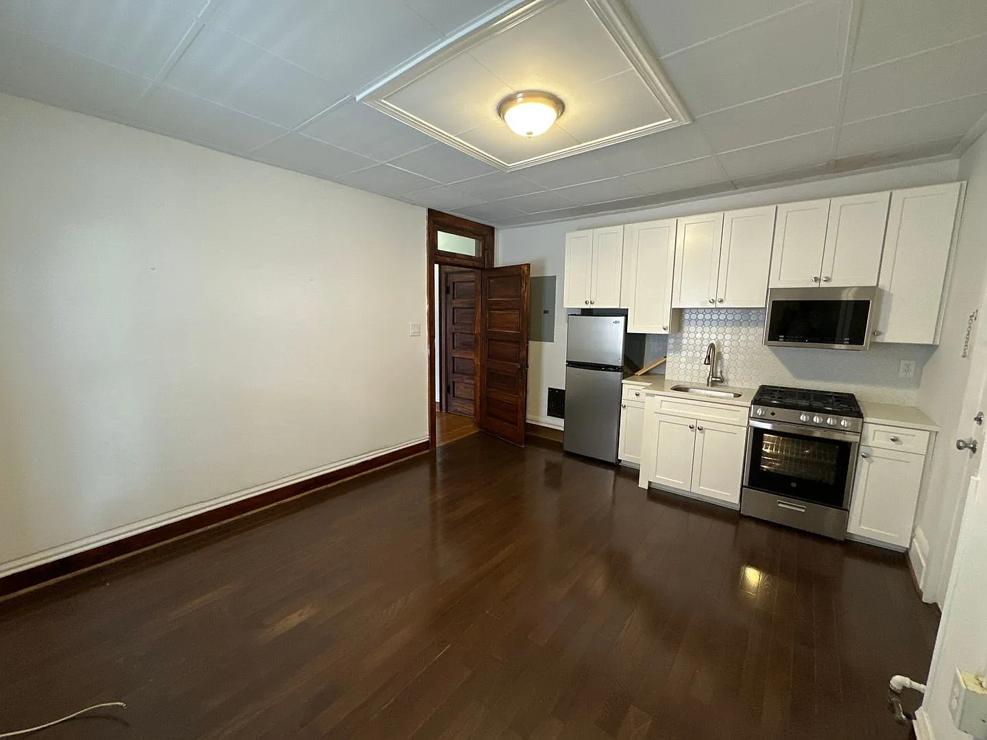 N High St 2321-2327 ONYX — Photo 3