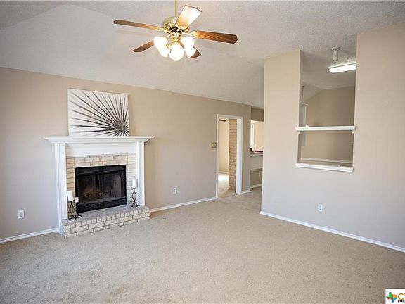 2nd image of 712 Lisa Ln