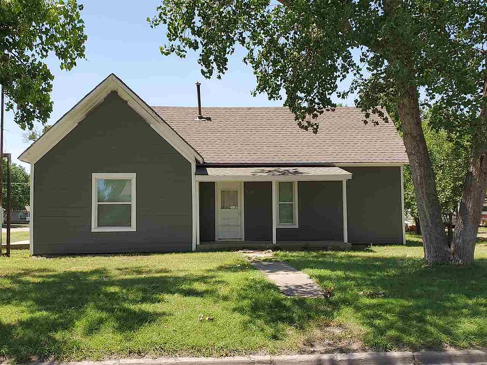 310 S Section Line St, Plainville, KS 