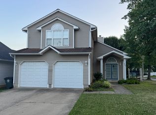 2300 Independence Ct, Lexington, KY 40509
