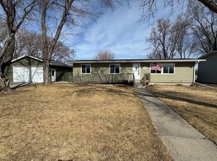 1117 E Fairview St, Marshall, MN 56258