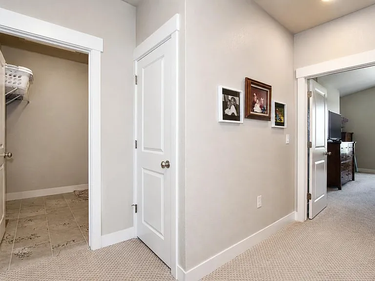 6245 Vernazza Way — Photo 20