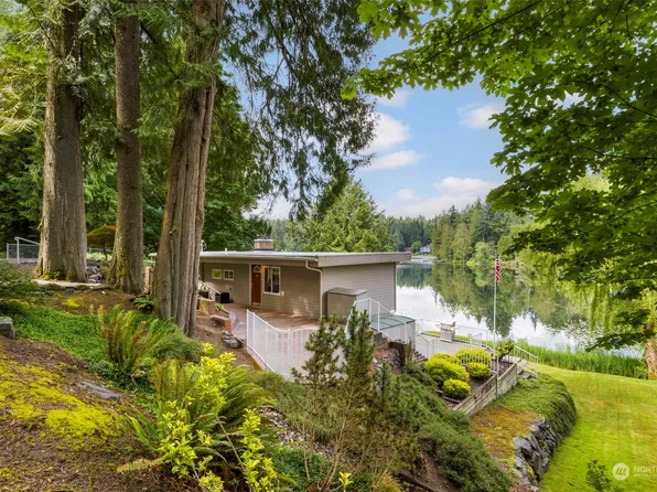 13111 Lake Shore Drive NW, Poulsbo, WA 98370