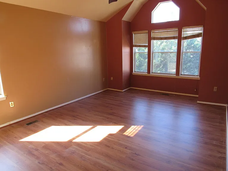 7734 Chatfield Ln — Photo 30
