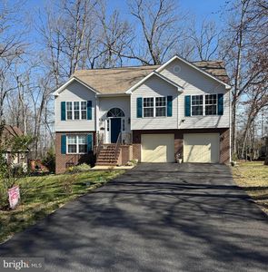 514 Constitution Blvd, Locust Grove, VA, 22508