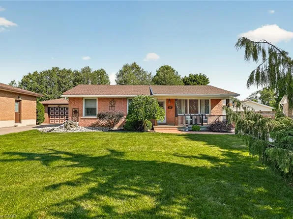 803 Gladstone Dr, Woodstock, ON N4S 5T3