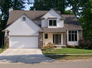 1480 Colony Dr, Saline, MI 48176