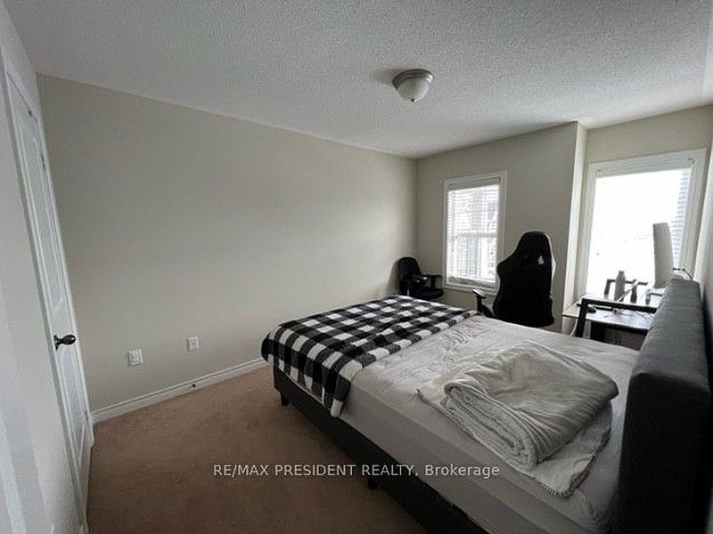 Brampton Townhouse for rent - 3 Bedrooms — photo 13