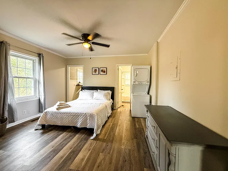 1008 Juniper St — Photo 13