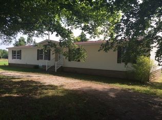 247 Milan Hwy, Trenton, TN 38382