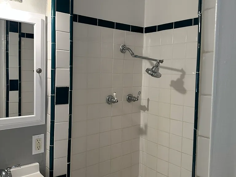 W 134th Pl — Photo 14