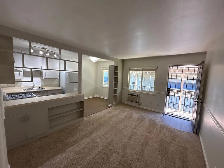 Live Where Downtown Meets Midtown, Absolute Must See! — Photo 13