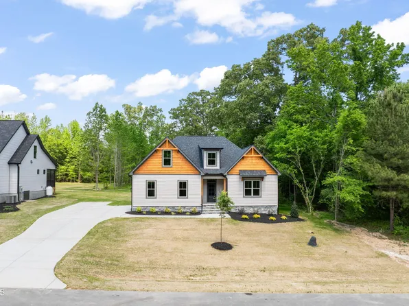 310 Pilot Ridge Rd, Zebulon, NC 27597