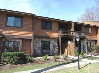 108 Swiss Mountain Dr, Champion, PA 15622