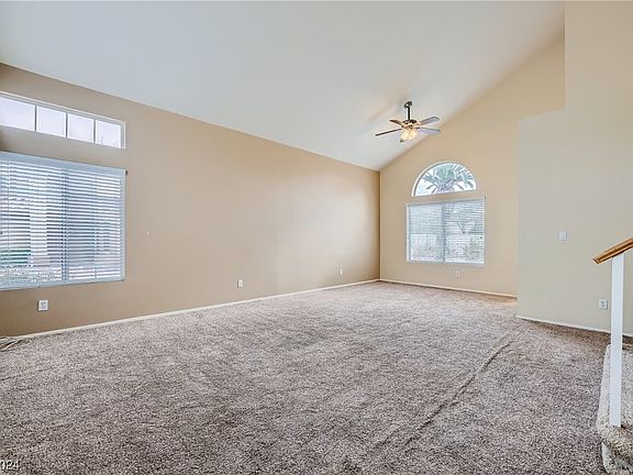 4th image of 1685 Heather Oaks Way