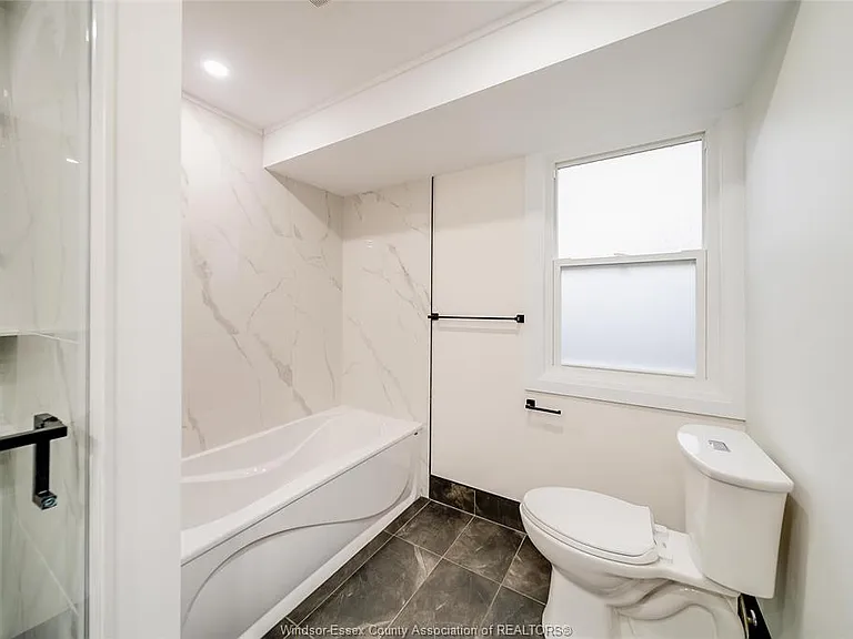 7800 Cecile St — Photo 15