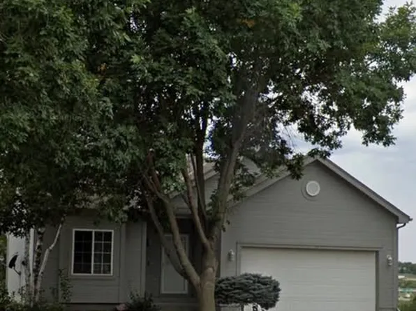 11729 Polk Cir, Omaha, NE 68137