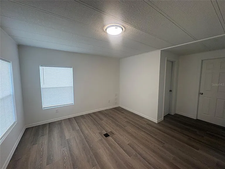 3923 Ward Rd — Photo 19