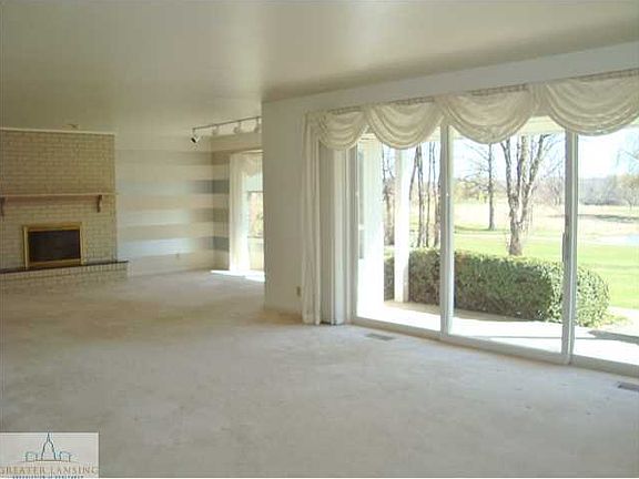 5th image of 6240 E Skyline Dr