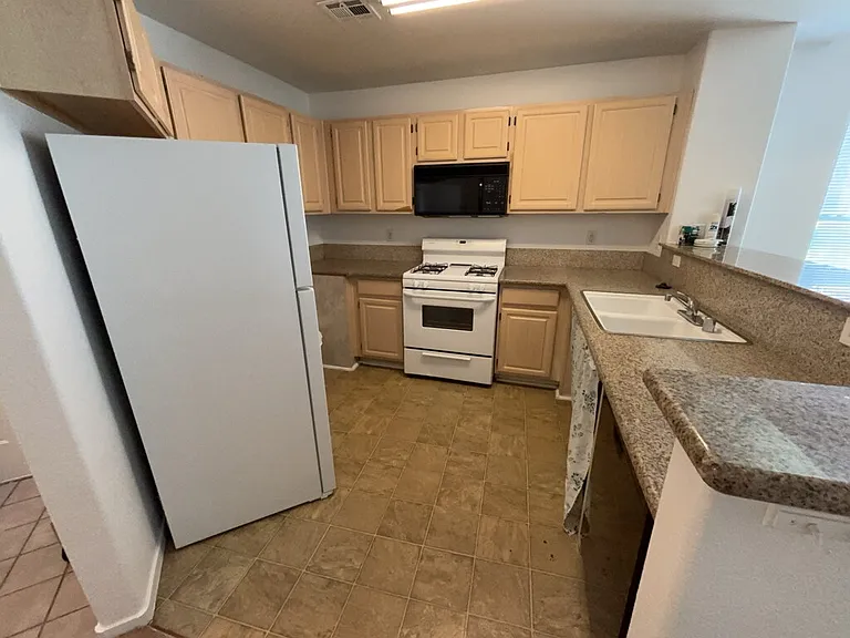 5125 W Reno Ave #1076 — Photo 9