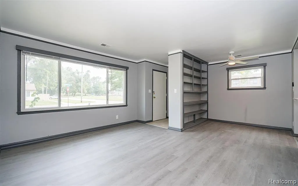 2 bed, 1.0 bath, 800 sqft, $1,400 — Photo 3